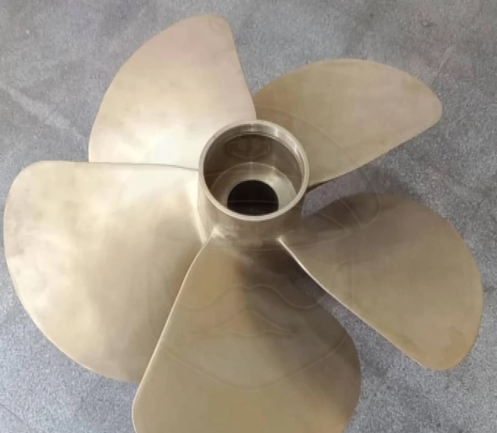 طراحی و ساخت پروانه دریایی کشتی