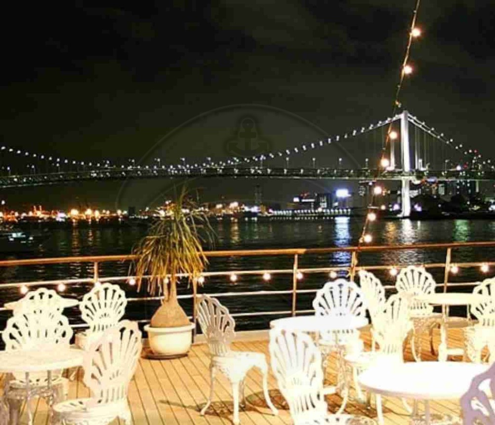 فروش شناور تفریحی رستوران کروز ژاپنی لاکچری